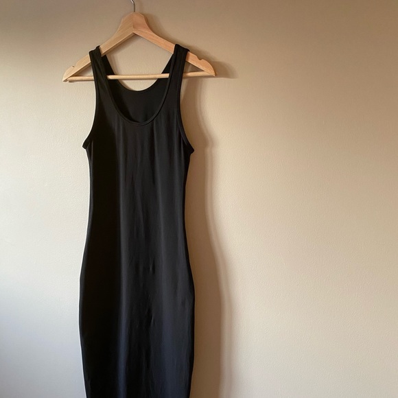 Lulu Lemon Athletica Lab Black Fitted Midi Dress - Picture 5 of 5